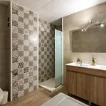 Appartement Welcs 325 Emp 3 Dormitorios, Wifi, Ac *